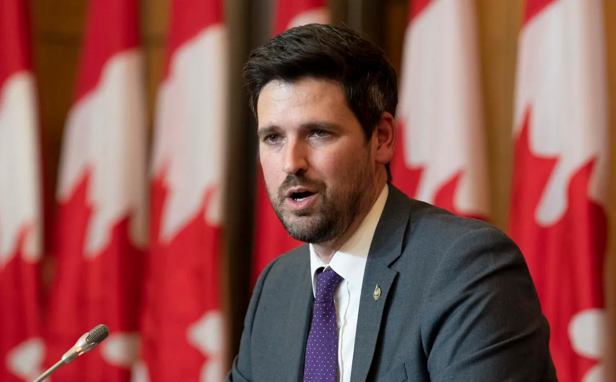 Canada to welcome 500,000 immigrants a year by 2025 as minister moves to hand-pick more newcomers