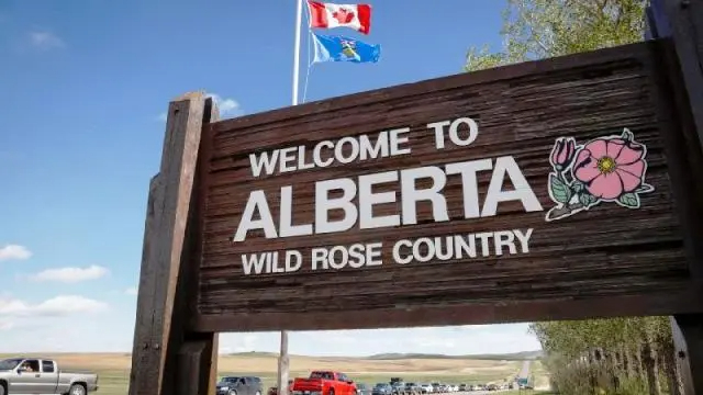 Cư Dân Tỉnh Bang British Columbia Ào Ạt Di Chuyển Qua Tỉnh Bang Alberta